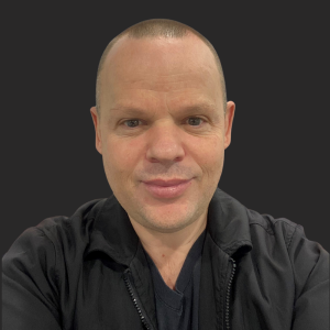 Stefan Bakopoulos Headshot